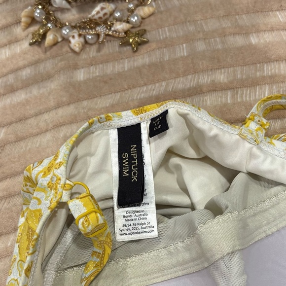 NipTuck Swim Yellow and Light Blue Paisley Tankini Woman’s Size 4 - Picture 6 of 7